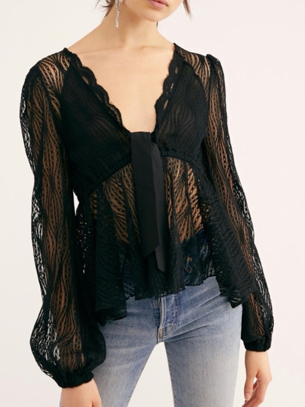 Free People Black Lace Peplum Bow Tie Scalloped
Top XS